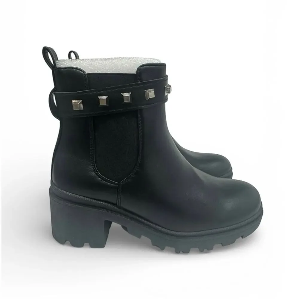 Black Studded Chelsea Ankle Boots Lug Sole Block Heel Size 6.5